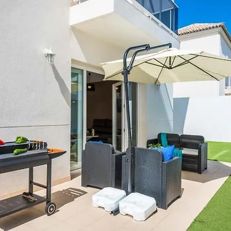 ヴィラ Playa De Fanabe Sleeps 8 Pool Air Con Wifi *