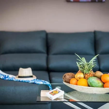 Playa De Fanabe Sleeps 8 Pool Air Con Wifi فيلة أذيخي